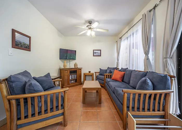 La Colina 8005 Apartamento